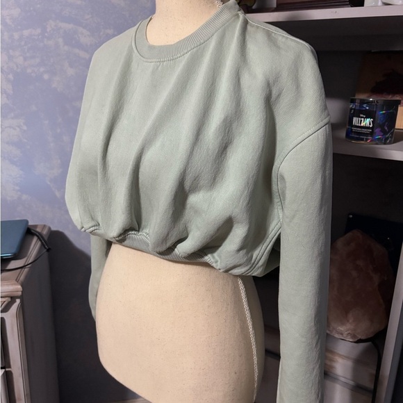 🛍Bundle sale🛍Zara Green Oversized Cropped Sweatshirt small - Picture 4 of 6